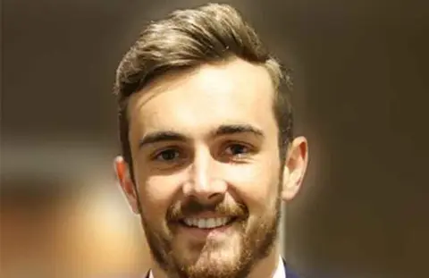 ADVERTORIAL: Maple Wealth, The Person Behind the Plan - Camden Haven News Of The Area